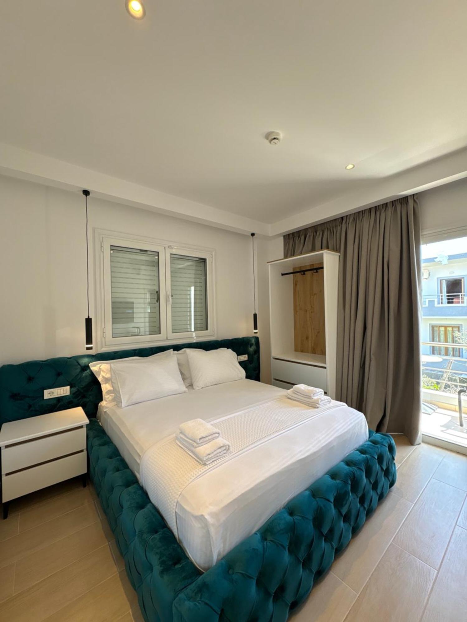 Xhonis Apartments Ksamil Esterno foto