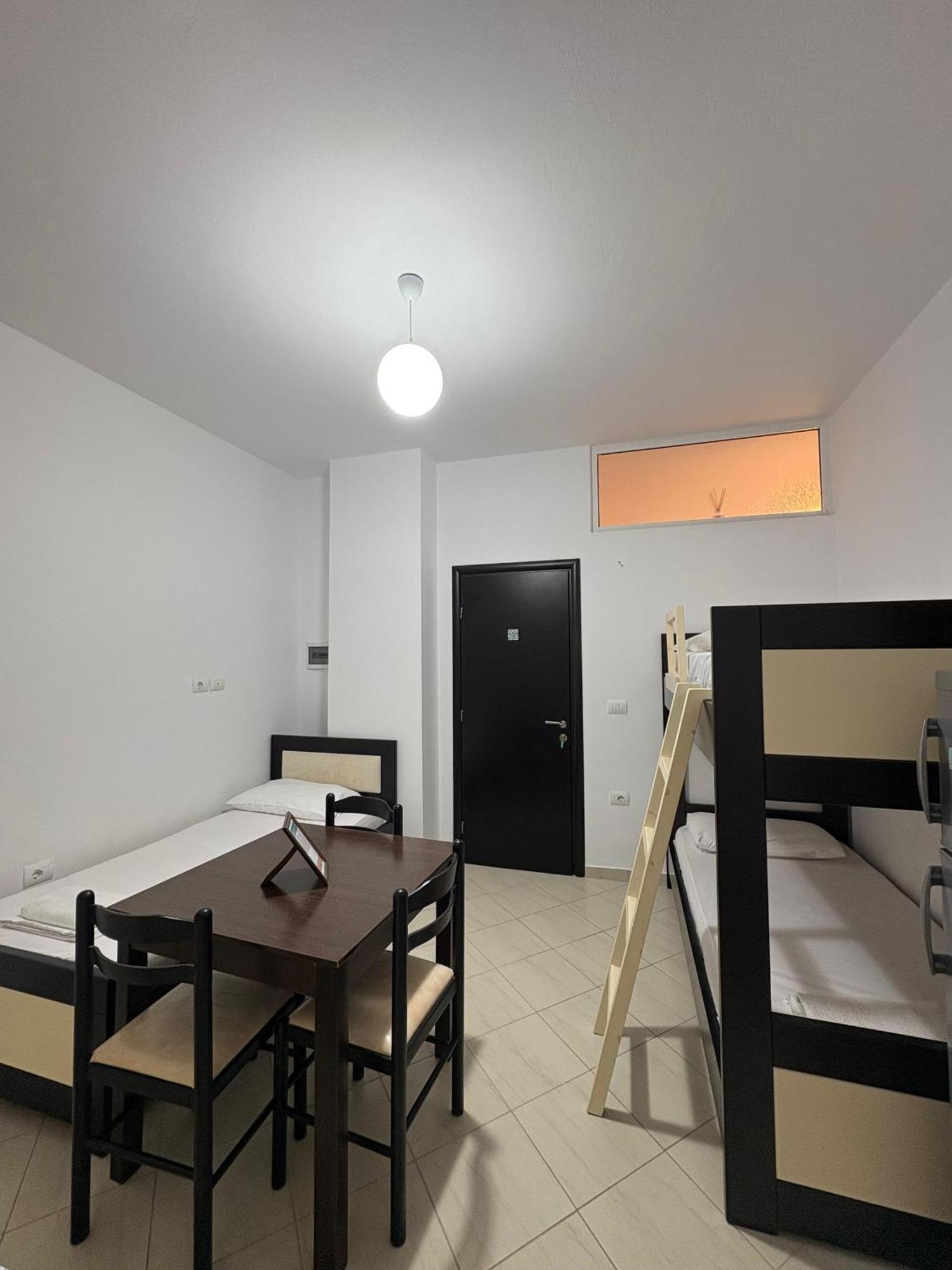 Xhonis Apartments Ksamil Esterno foto